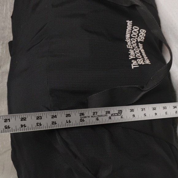 VINTAGE Jansport Cargo Duffle Bag Black Rip Stop1999 Yale Endowment Travel - Picture 6 of 8